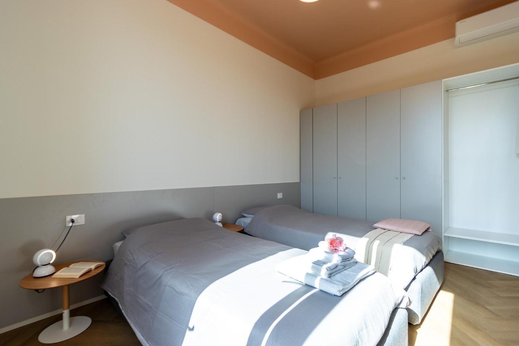 Martini Apartment Милано Екстериор снимка